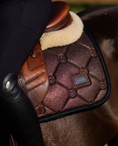 Mahogany Glimmer Estehuopa (Pony)