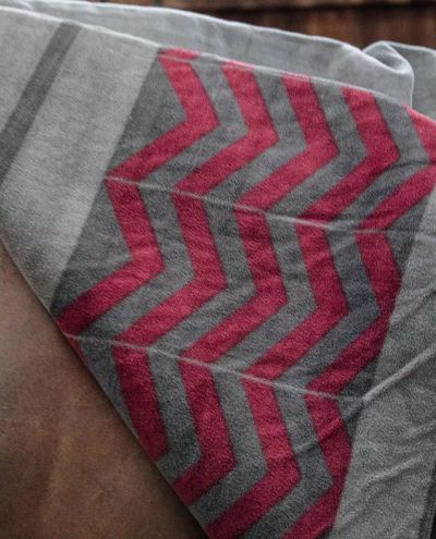 Heavy Fleece Loimi Square Fishbone 210x200cm (Grey/Bordeaux)