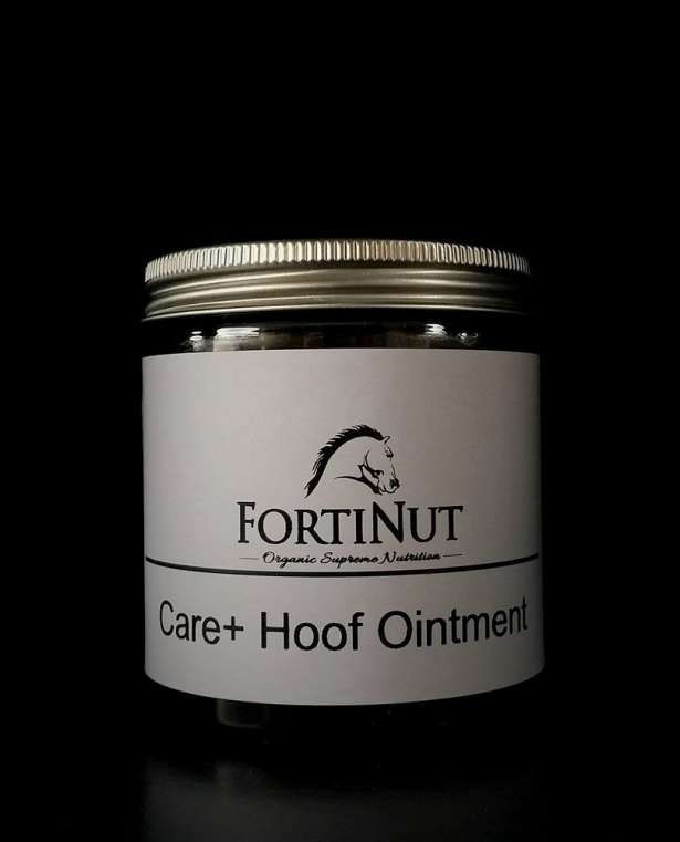 Care+ Hoof Ointment (250g) kaviorasva